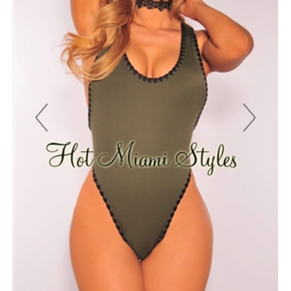 Olive shell stitch high cut swimsuit